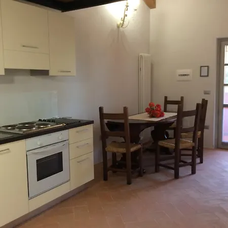 Agriturismo Colle Ombroso Bauernhof *